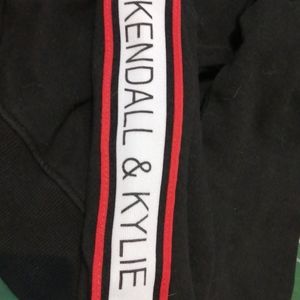 Kendall & Kylie sweater